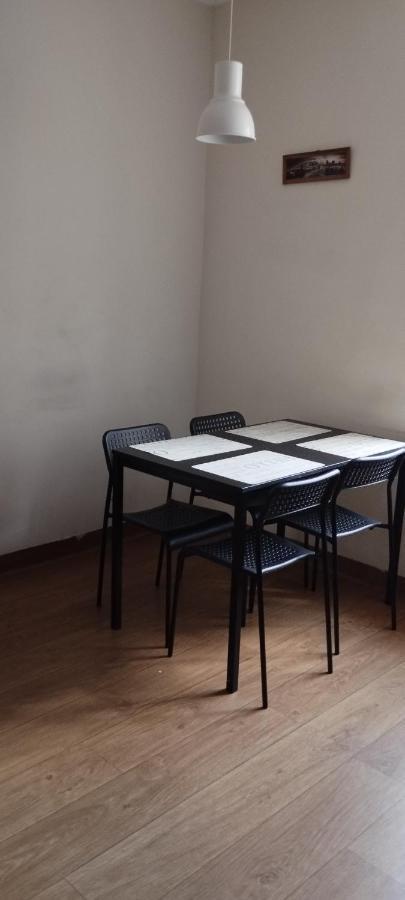 Hostel Alex&Tsa Krakow Bagian luar foto
